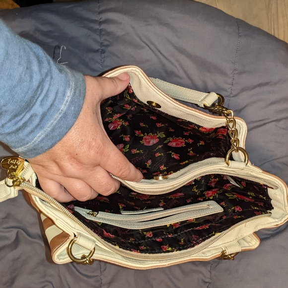 BETSEY JOHNSON LARGE BAG - Picture 3 of 14